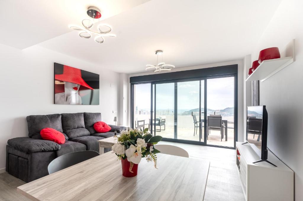 Appartement cosy avec jolie vue piscine et mer by LG Home - 3