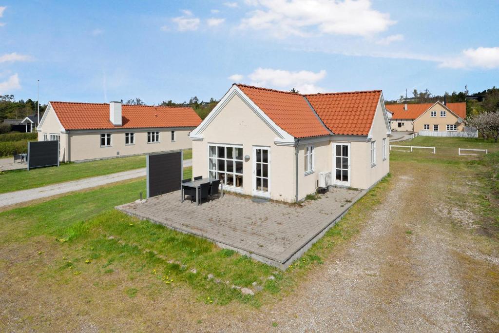 Amazing Home In Ebeltoft With 3 Bedrooms And Wifi, Ebeltoft