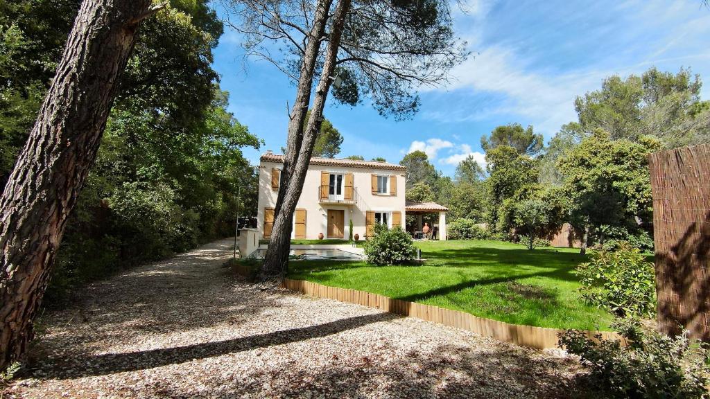 Villa la Garenne 3 chambres - Piscine - 500m du centre - 2