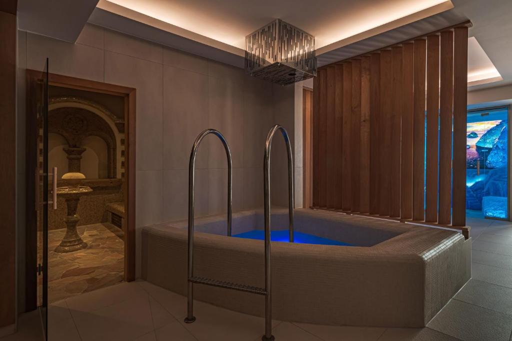 Sauna, NaturMed Hotel Carbona in Hévíz