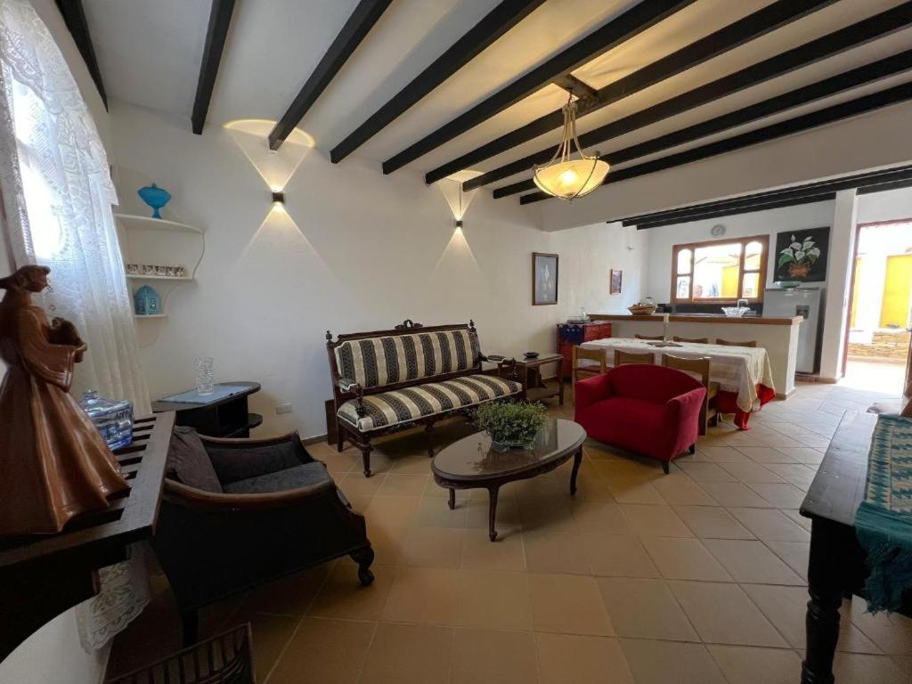 Hermoso Apartamento ubicado a 4 cuadras de Plaza Mayor - 4