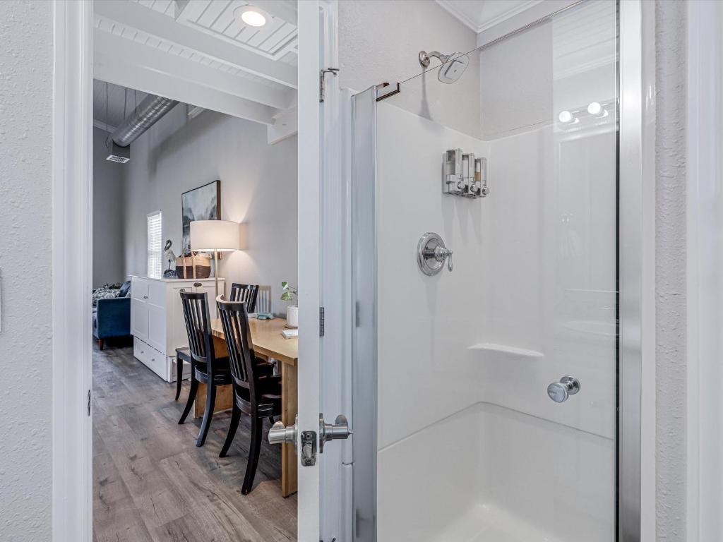 Simon Michael Art Studio, Rockport