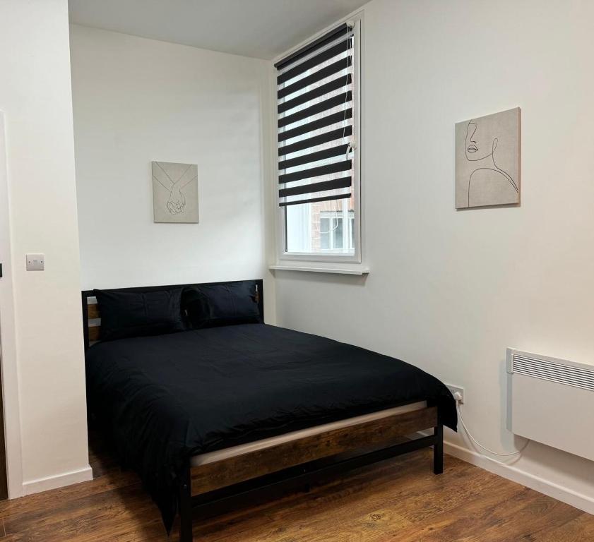 Studio in bolton town, short stay studio 9, Bolton