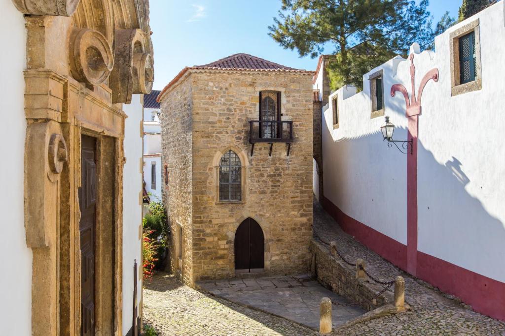 Torre de Maneys — Hotel in Obidos