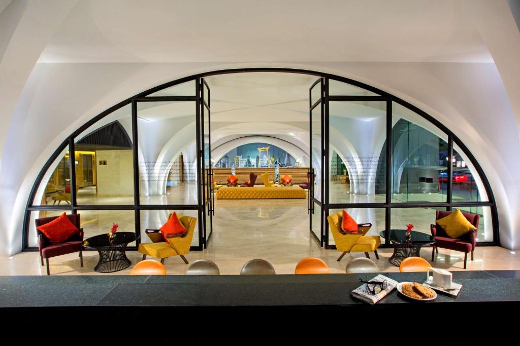 ดับเบิ้ลทรี บาย ฮิลตัน สุขุมวิท กรุงเทพ (DoubleTree by Hilton Sukhumvit Bangkok)