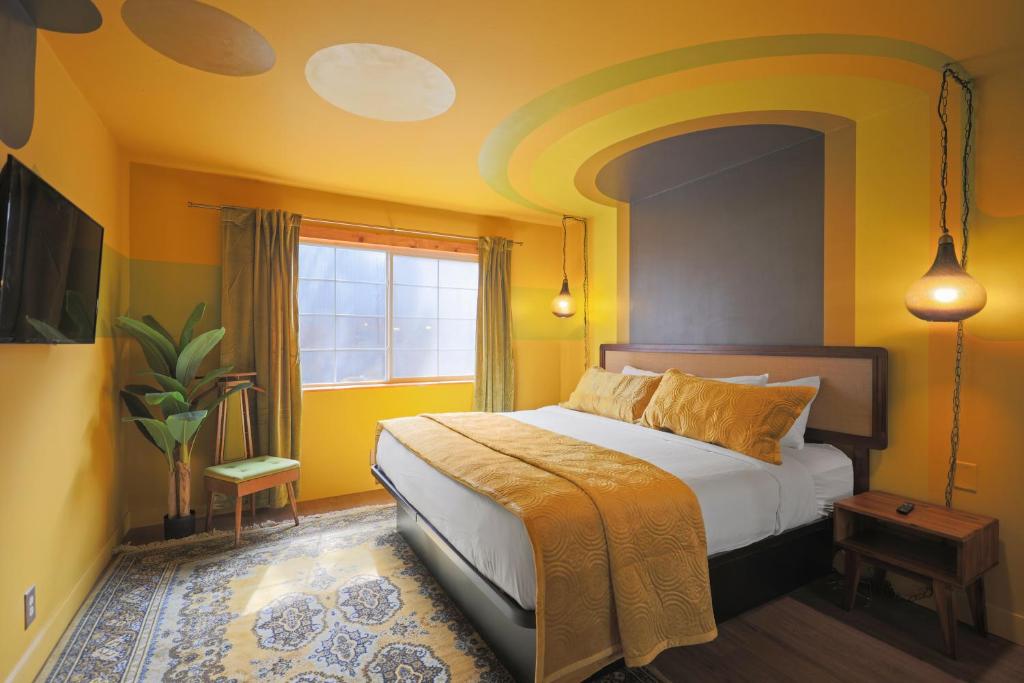 Sessions Retreat & Hotel, Big Bear Lake