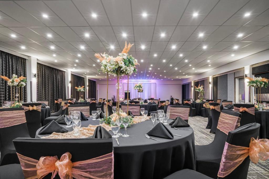 غرفة الاجتماعات/الاحتفالات