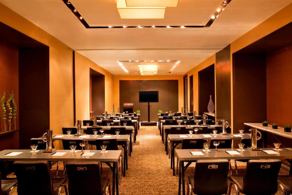 Tárgyalóterem/bálterem