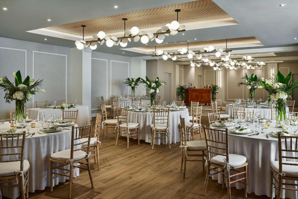 Tárgyalóterem/bálterem