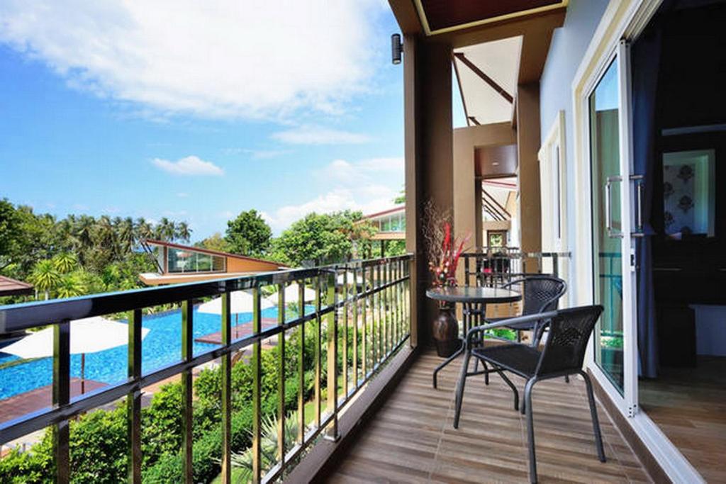 Balcony/terrace, Phutara Lanta Resort in Koh Lanta