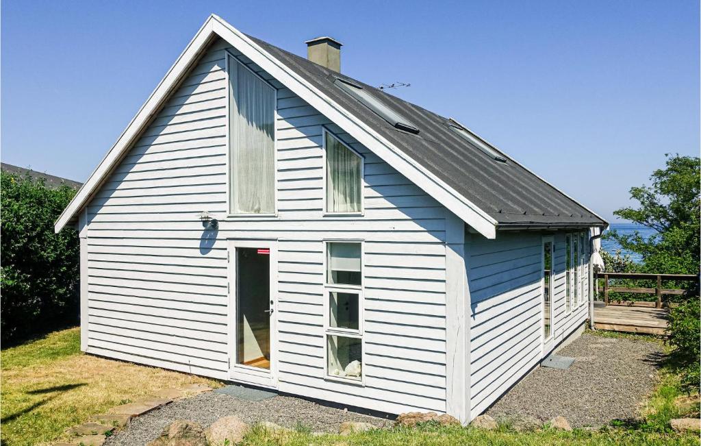 2 Bedroom Pet Friendly Home In Allinge, Allinge