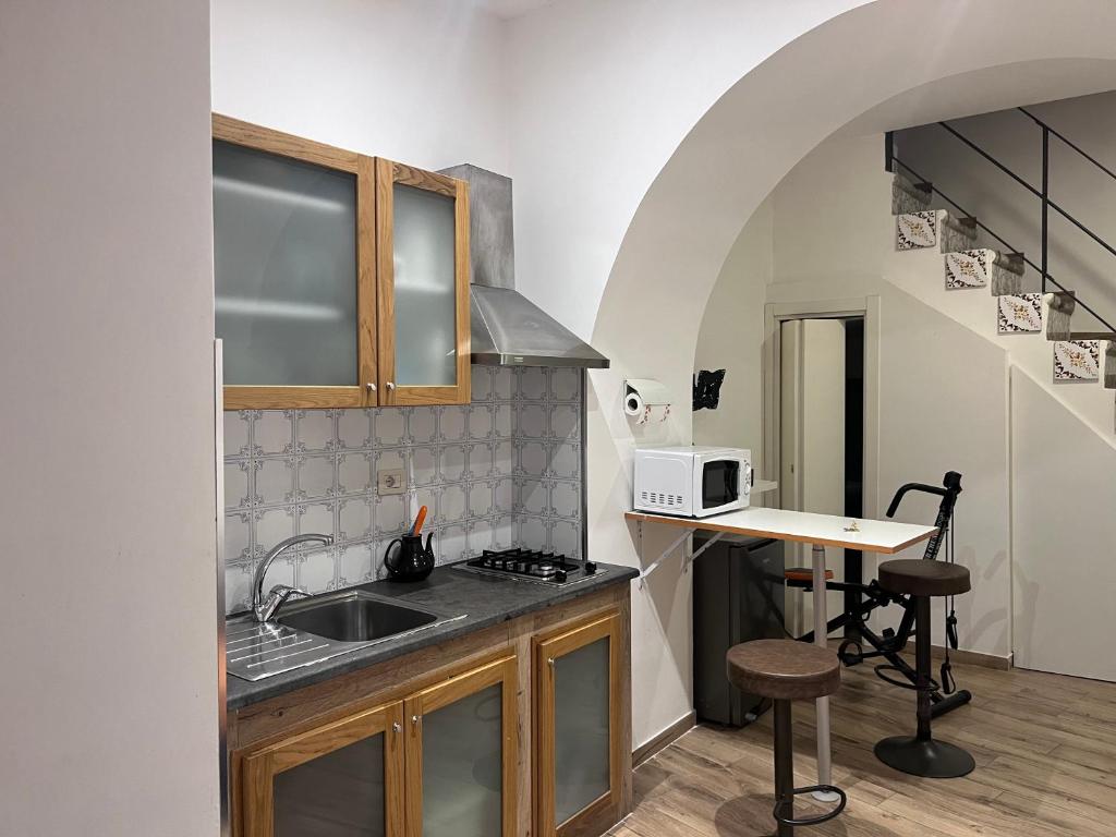 Facilities, International Garibaldi in Naples