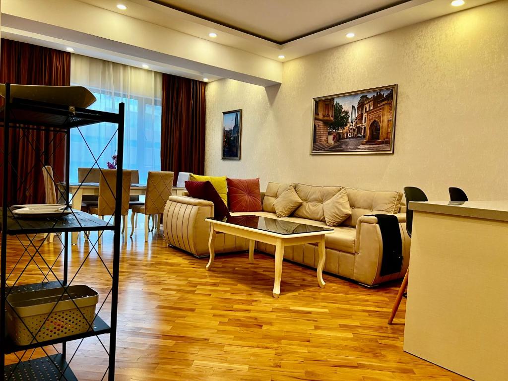 Park Azure 0900, Baku