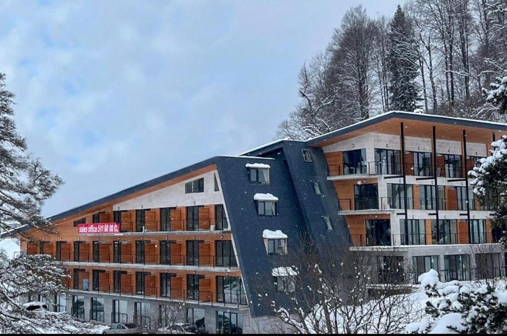 bakuriani oasis WINDOW DEVELOPMENT, Bakuriani