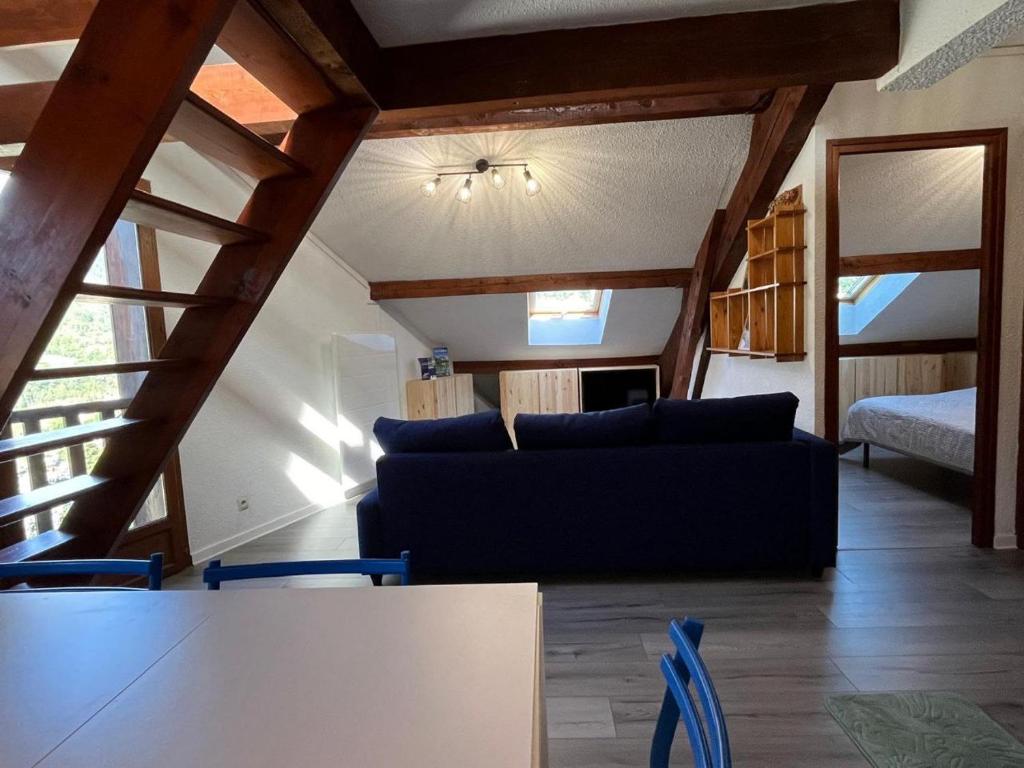 Haut perché - Duplex familial confortable et rénové bien situé - 4