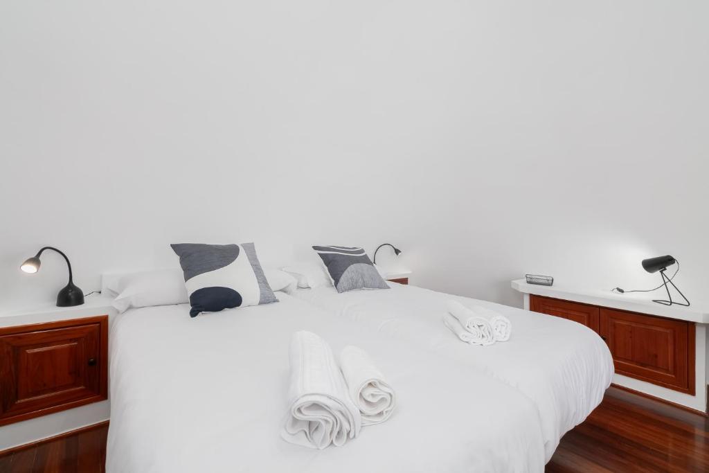Ático Dúplex con Terrazas Privadas Vigo Centro 2 hab ツ by Rias Baixas Rentals - 5
