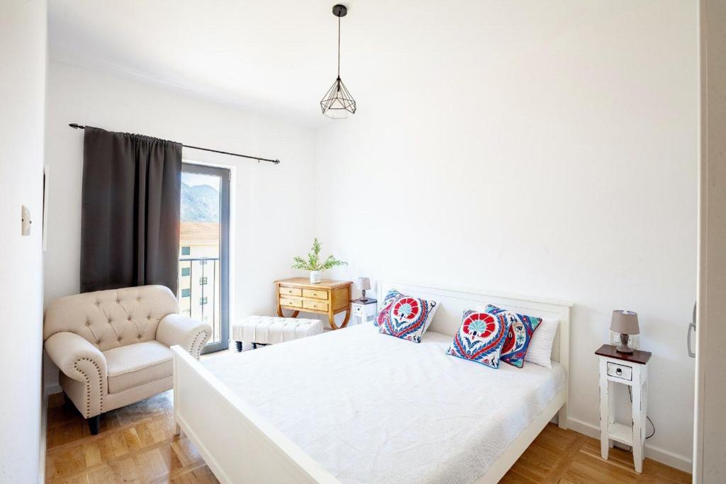 CICADA SEA VIEW, 2-BD APARTMENT, Dobrota - 4