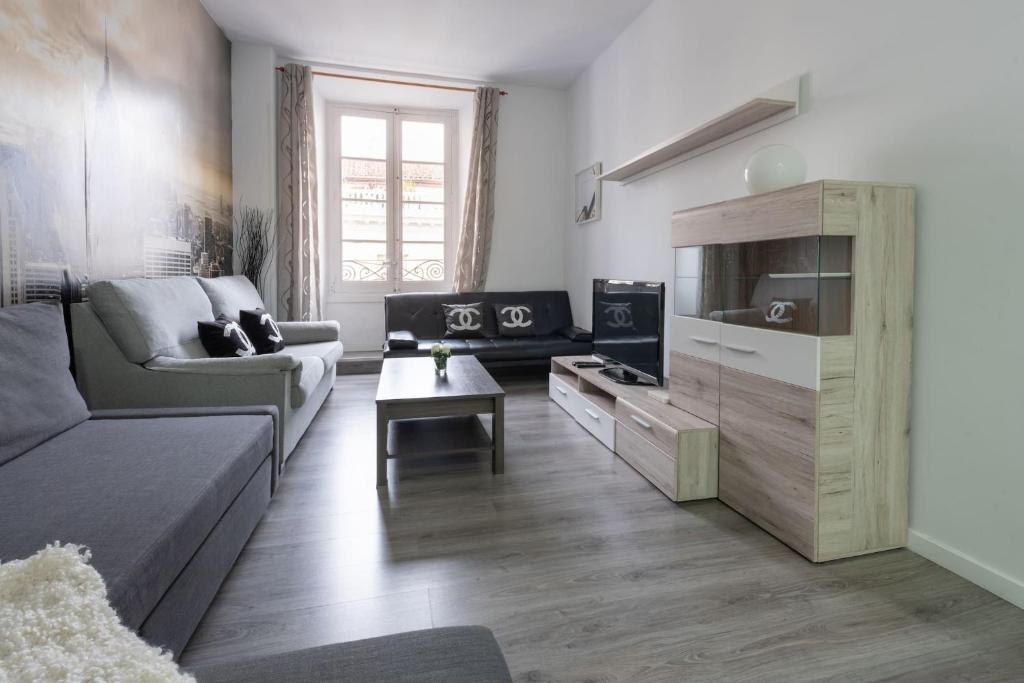 Apartamentos Day Madrid PUERTA DEL SOL - 4