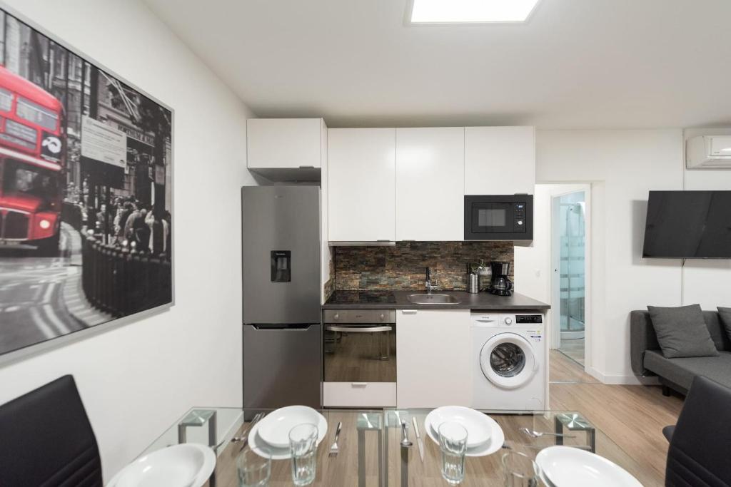 Apartamentos Day Madrid GRAN VIA II - 5