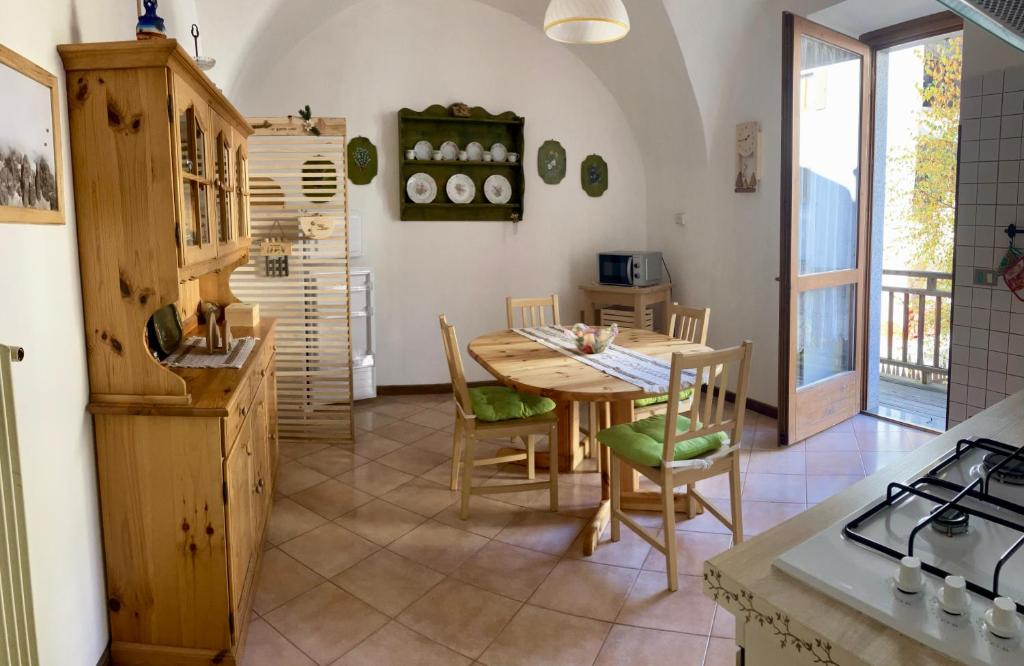 Apartments Carisolo - Val Rendena - 1