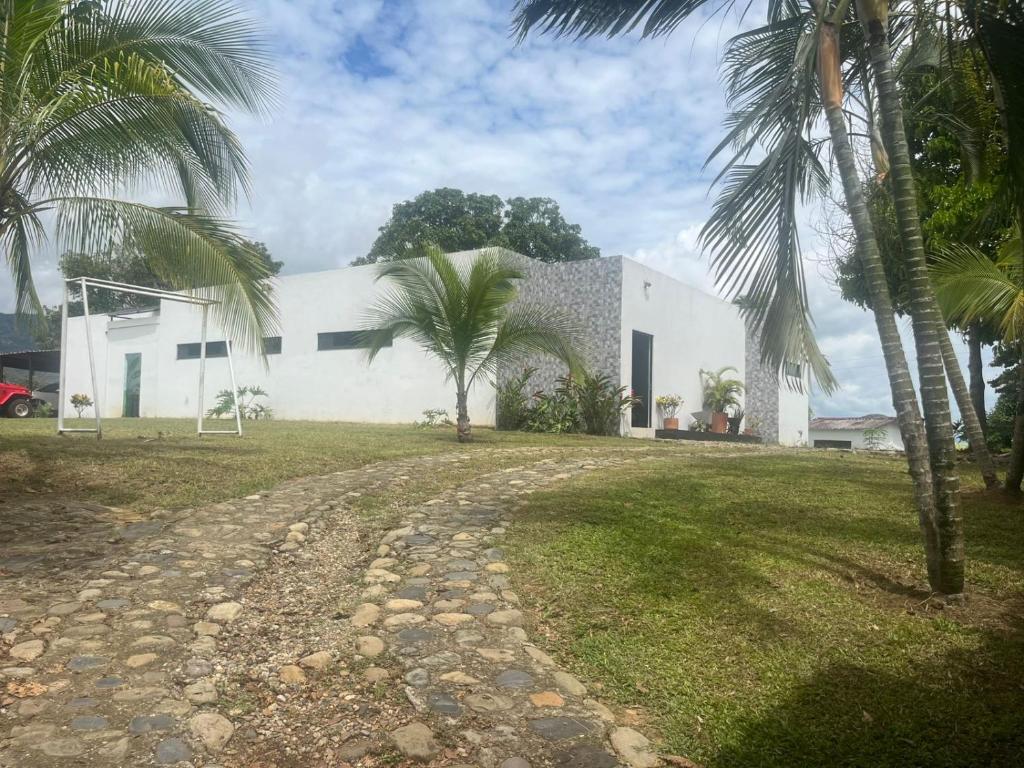 El Tesoro - 4