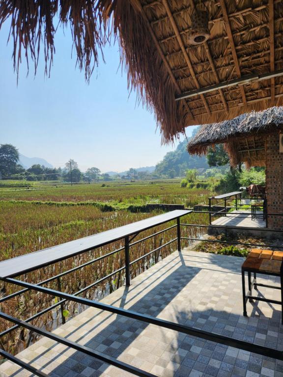Mr Win homestay