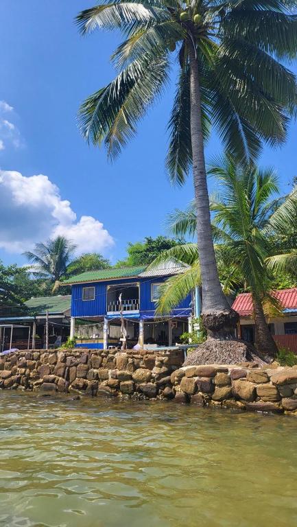 CocoHuts, Koh Rong Sanloem