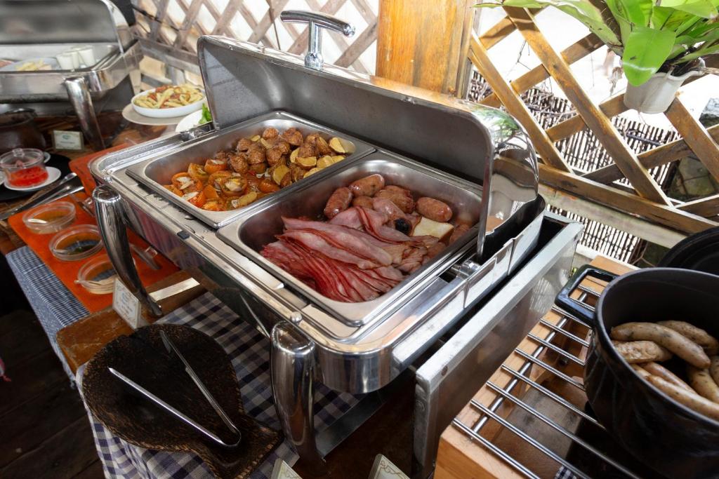 1. 에덴 비치 리조..