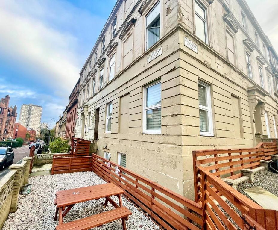 City Gem Main Door Parking Pass the Keys, Glasgow