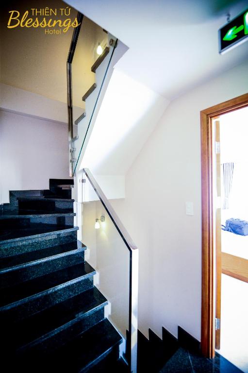 Khách sạn Thiên Tứ Khách sạn Thiên Tứ