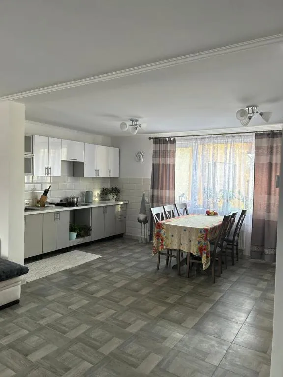 Серце Карпат, hotel in Yasinya