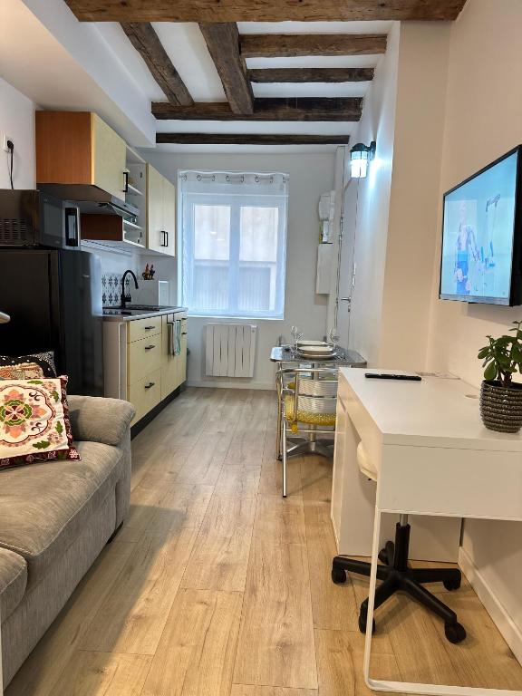 Pont à Mousson Hyper Centre, Pont-a-Mousson