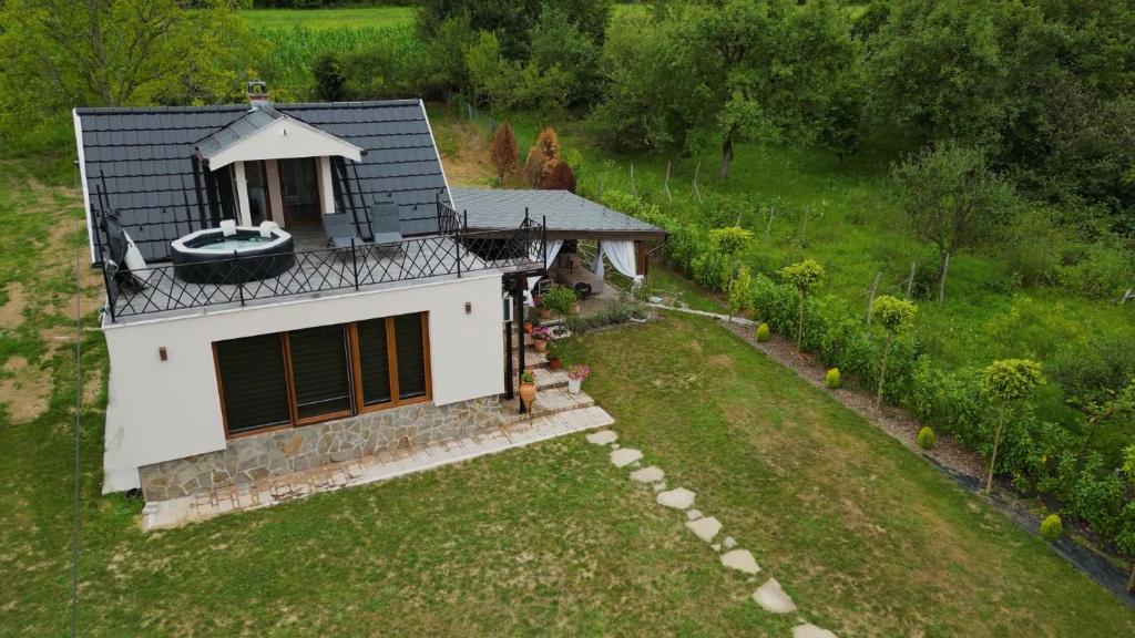 Vila harmony, Trmčare