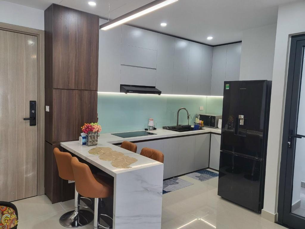 T- Plus Apartment - Căn hộ 2 PN view hồ bơi, Thôn Văn Dương