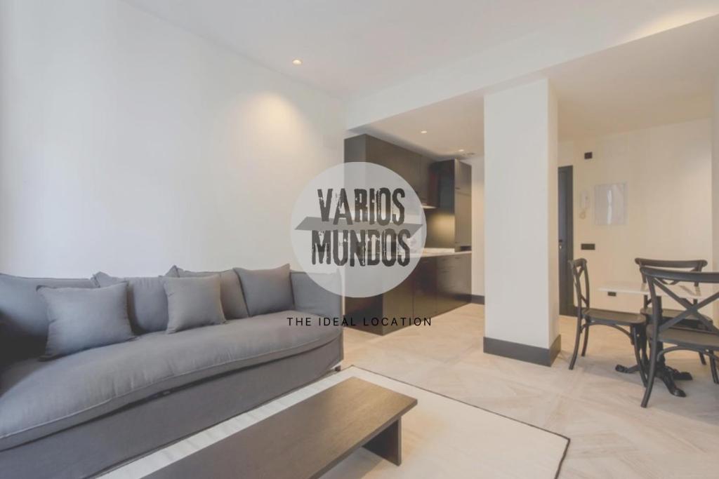 Un Madrid histórico para 4, en Plaza del Carmen E2, Мадрид