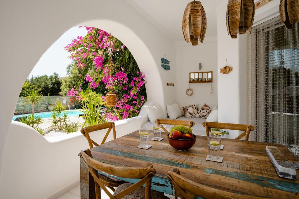 Albion, Cosy Two Storey Apartment, Stelida Naxos, Agios Prokopios