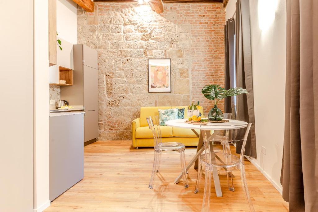 Pina Colada - nuovo appartamento in pieno centro storico, Siena