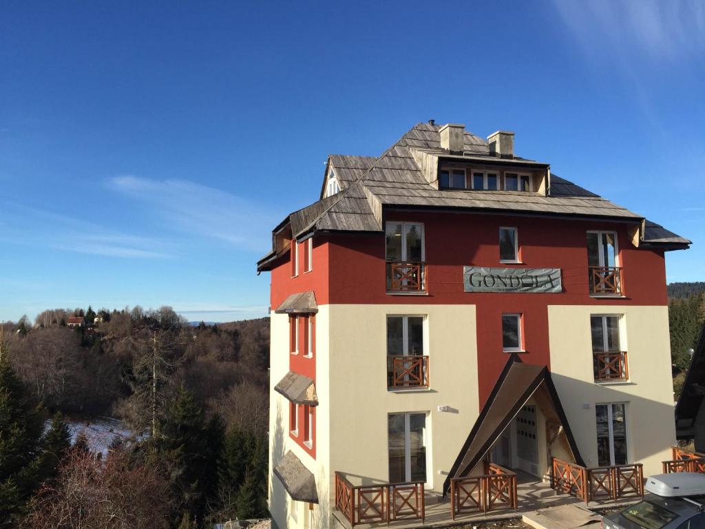 Gondola Apartments — Hotel in Kopaonik