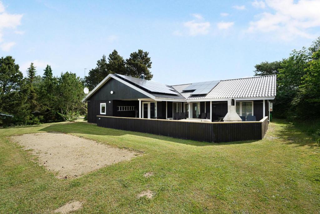Stunning Home In Ebeltoft With Sauna, Swimming Pool And Wifi, Ebeltoft