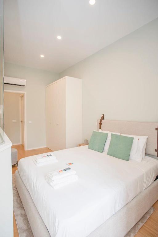 Liiiving in Porto - Sweet Sunlight Apartment, Porto