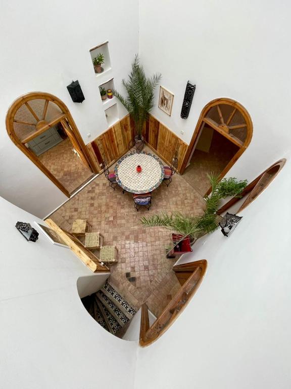 Dar Traa, As-Sawíra