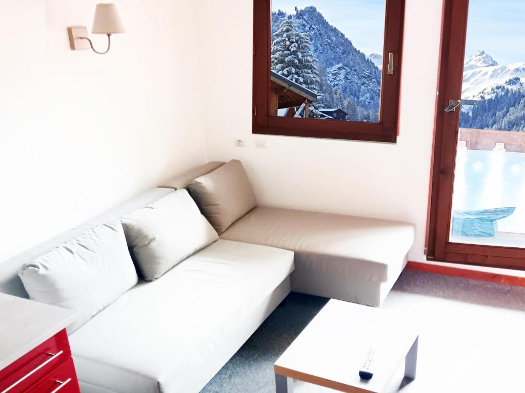 Studio 18 m2 tout confort 4pers location semaine du samedi au samedi au pied des pistes - 2