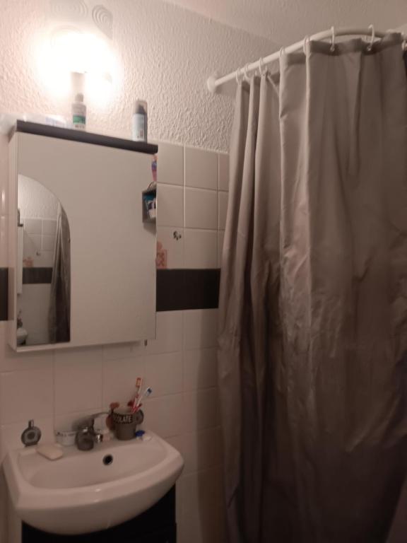 Studio 18 m2 tout confort 4pers location semaine du samedi au samedi au pied des pistes - 4