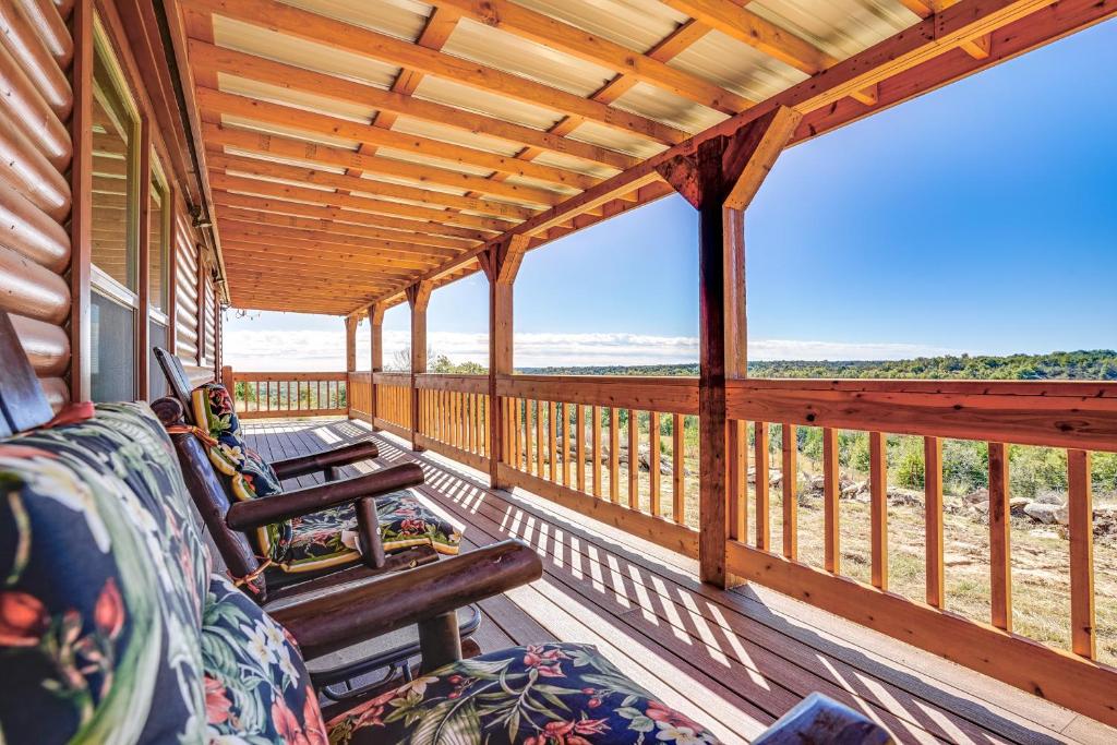 17 Mi to Tarleton State Mtn-View Hideaway!, Stephenville