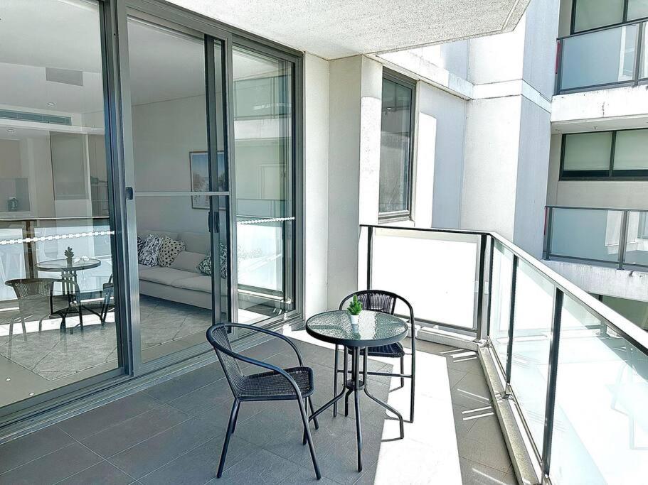 Cosy 2-Bedroom Apartment, Homebush NSW 2140
