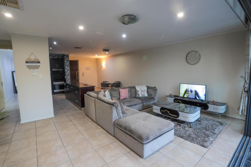 102 Waterfront sea view, Durban