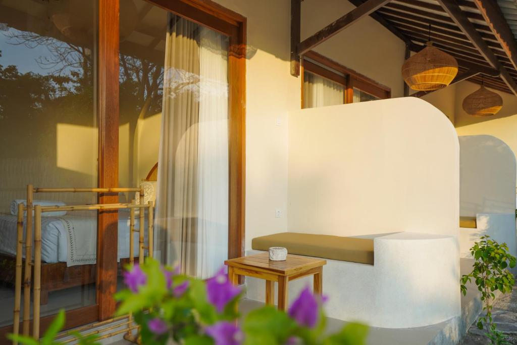 Living Asia Sunset Resort