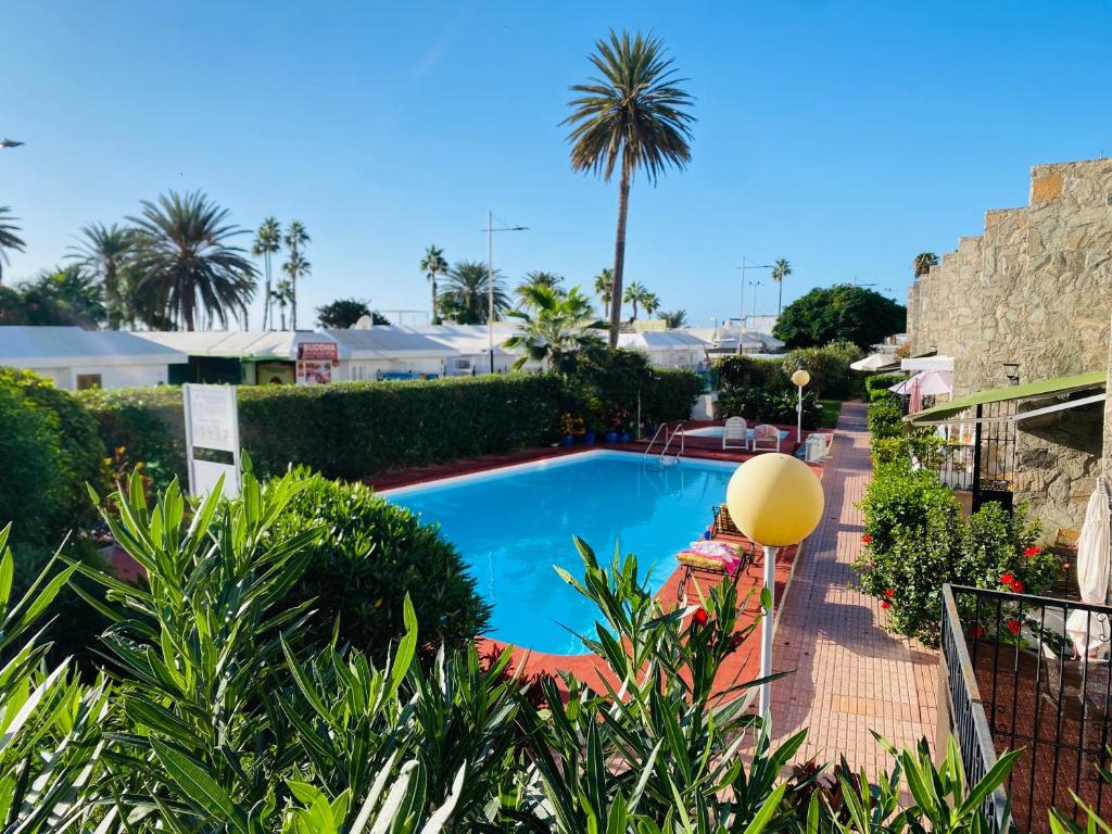 Puerto Rico duplex with community pool close to the beach - 2