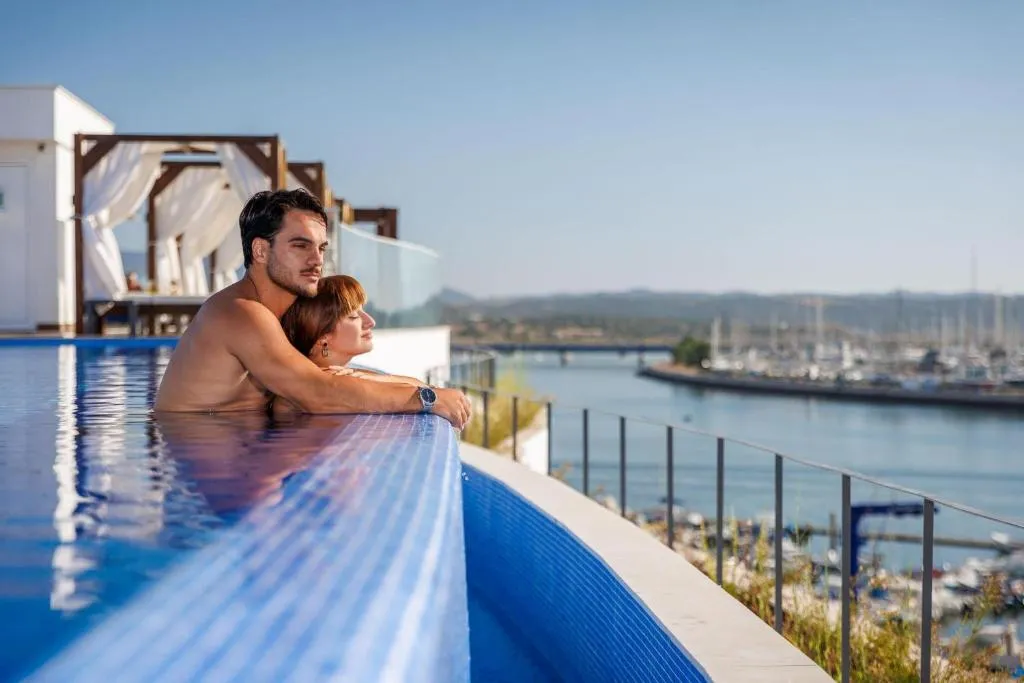 Jupiter Marina Hotel - Couples & Spa, hotel in Portimão