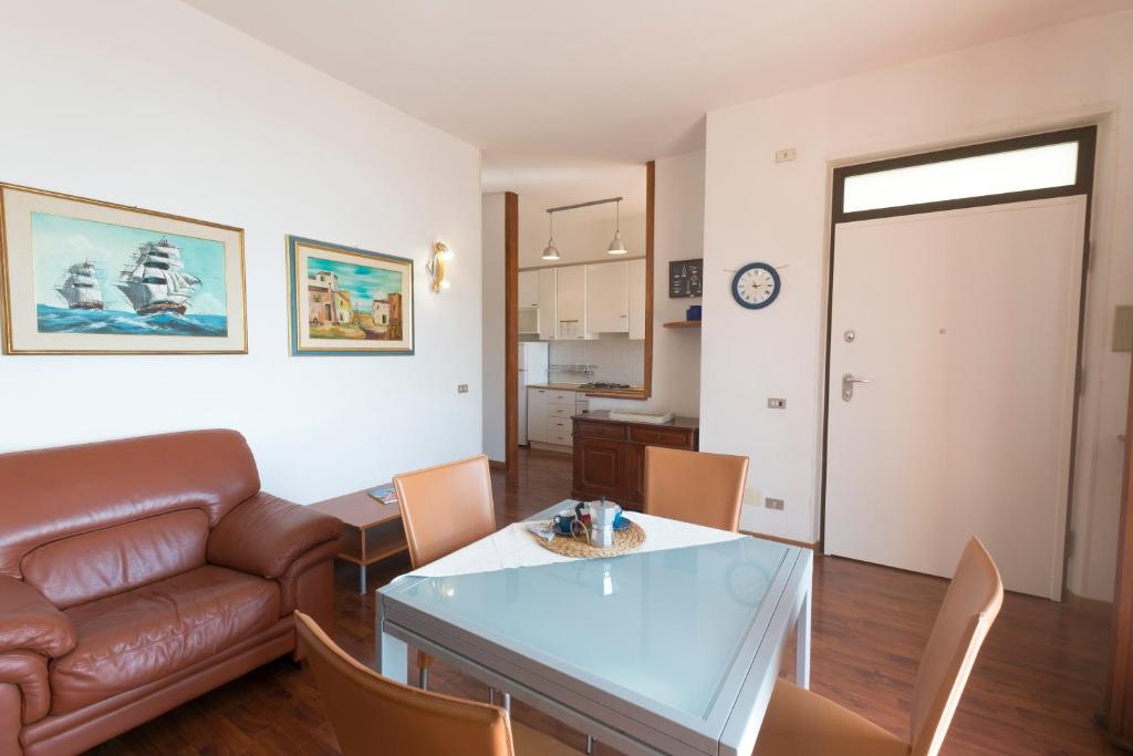 607 - Bellissimo quadrilocale in centro a Numana, aria condizionata, portico, vista mare spettacolare e garage - SPIAGGIA WHITE BEACH CLUB OMAGGIO dal lun al ven FINO AL 02-08 - 4